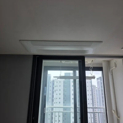 시스템에어컨 4대 구성, 조합비 초과 해결 방법 · 시공 사진 4