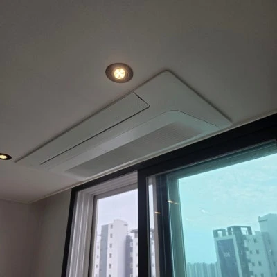 시스템에어컨 4대 구성, 조합비 초과 해결 방법 · 시공 사진 10