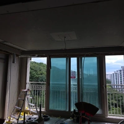 진접 신안인스빌 인테리어 공정에 맞춘 시스템에어컨 신규 설치 시공 후기 · 시공 사진 10